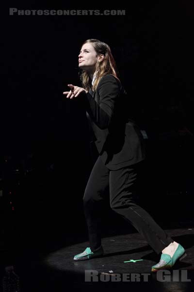 CHRISTINE AND THE QUEENS - 2014-06-21 - PARIS - Olympia - 